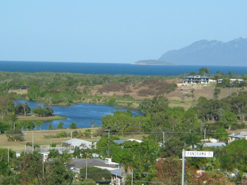 13 – 15 Tynwald Avenue, Bowen QLD 4805