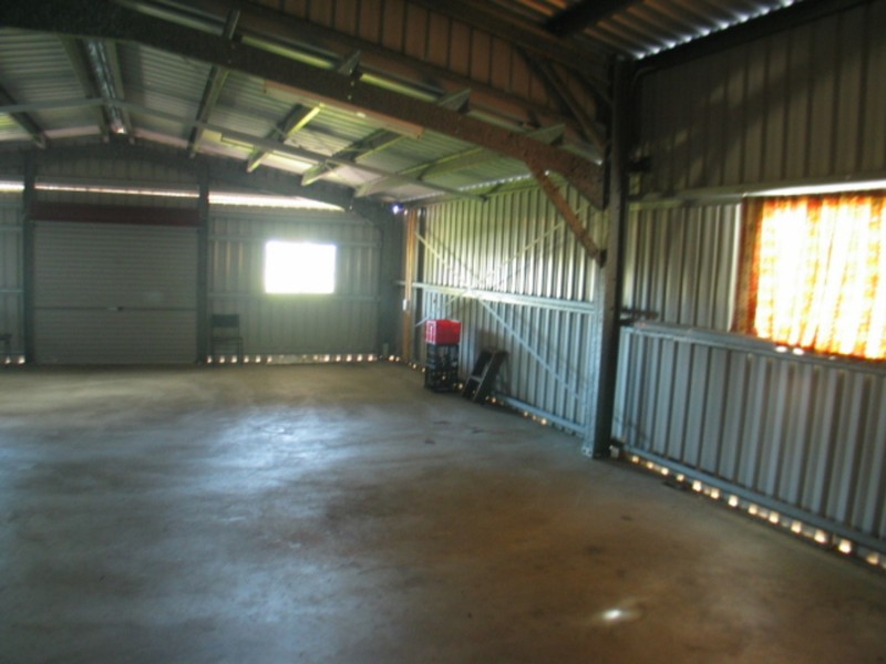 27 Don Street, Bowen QLD 4805