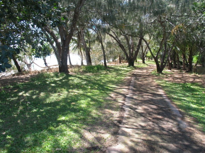 18 Horseshoe Bay Road, Bowen QLD 4805