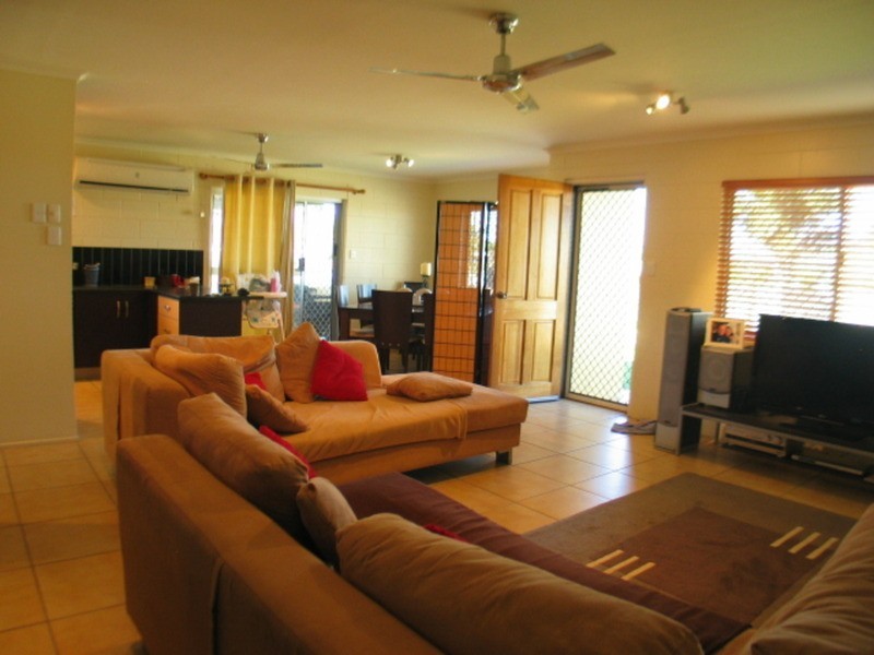 32 Russell Street, Bowen QLD 4805