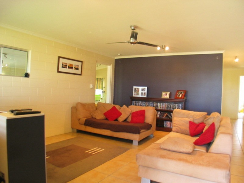 32 Russell Street, Bowen QLD 4805