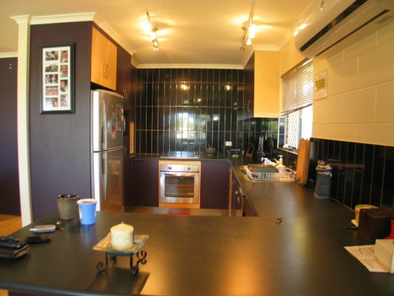 32 Russell Street, Bowen QLD 4805