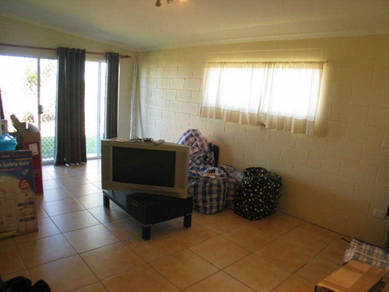 32 Russell Street, Bowen QLD 4805