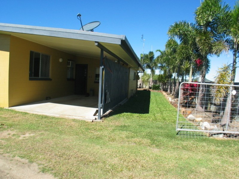 32 Russell Street, Bowen QLD 4805