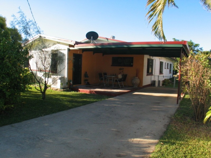 8 Korah Street, Bowen QLD 4805