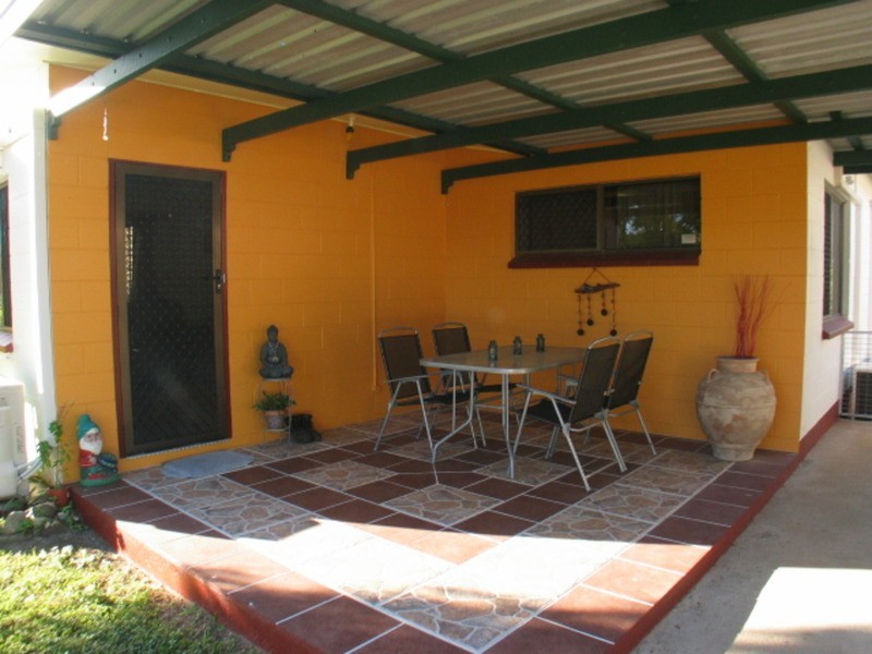 8 Korah Street, Bowen QLD 4805