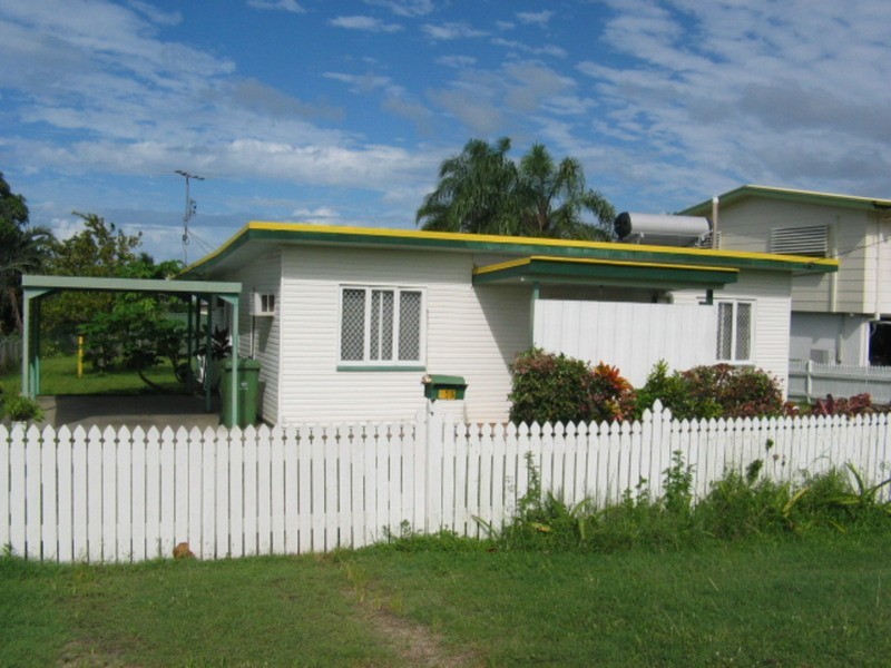 106 Gregory Street, Bowen QLD 4805