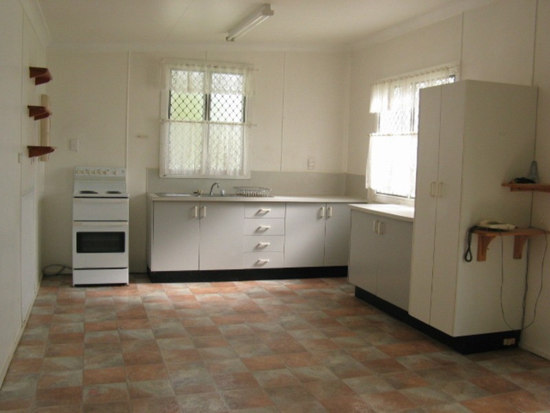 106 Gregory Street, Bowen QLD 4805