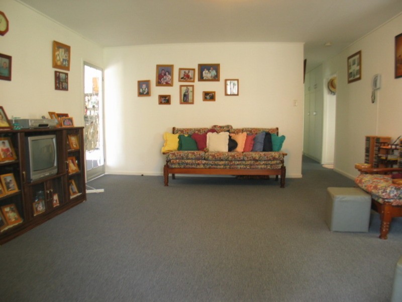 102 Gregory Street, Bowen QLD 4805