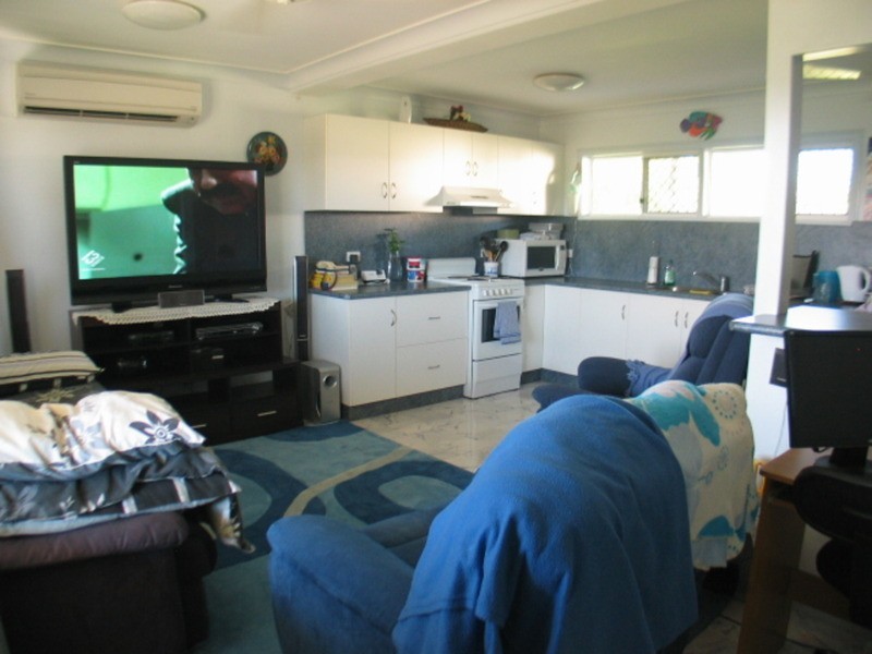 Flat 1/17 Leichhardt Street, Bowen QLD 4805