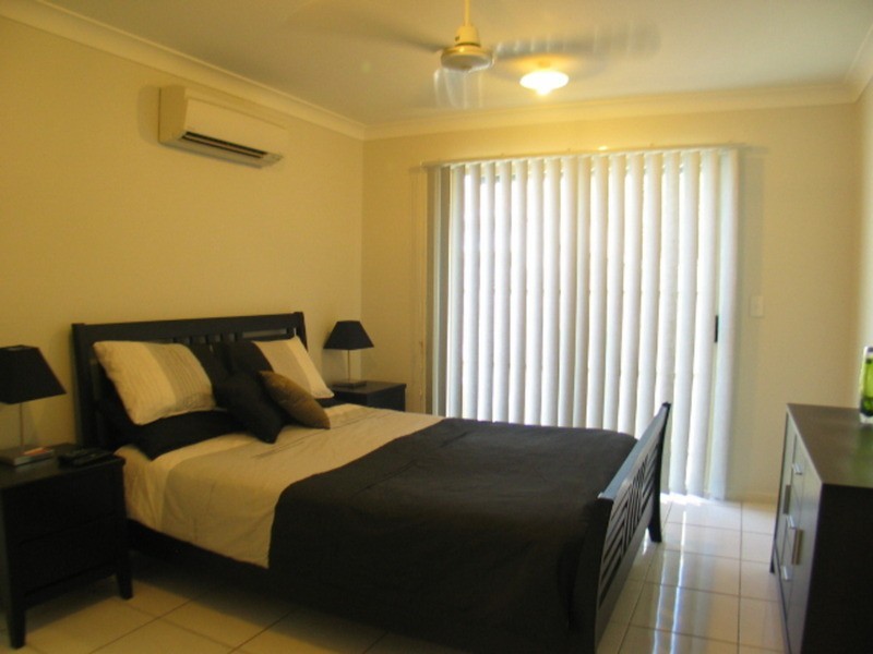 8 Johnston Street, Bowen QLD 4805