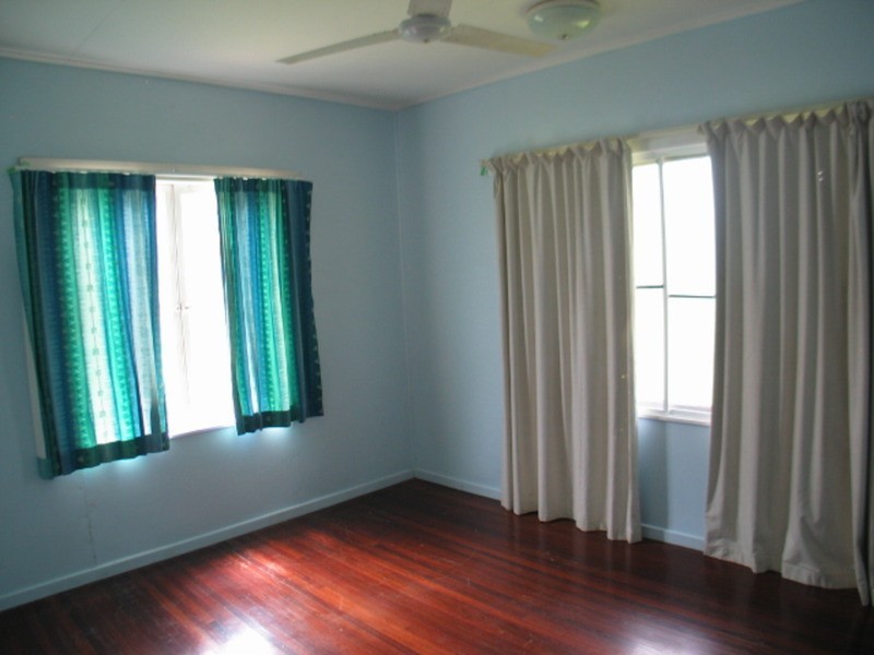 108 Powell Street, Bowen QLD 4805