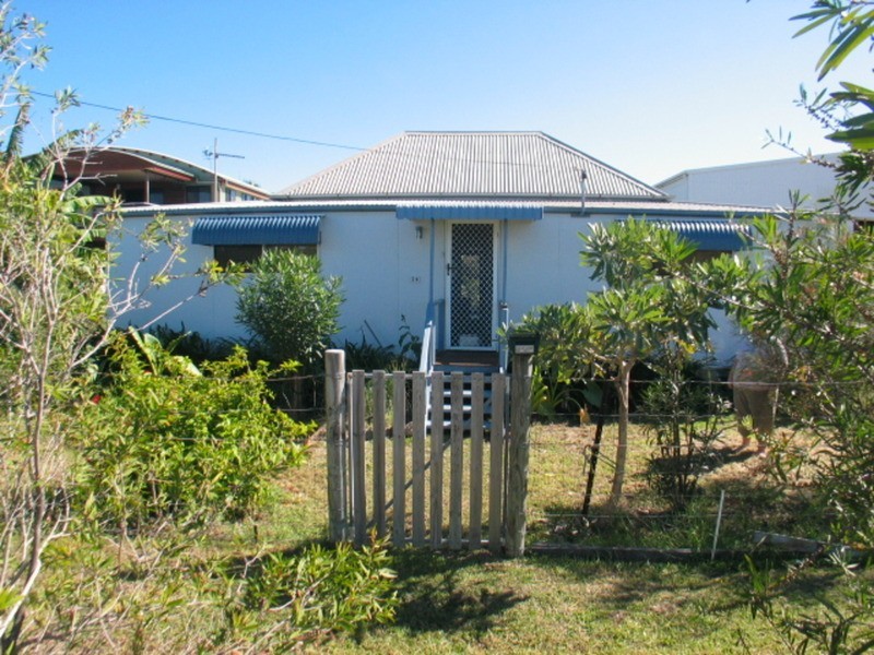 74 Dalrymple Street, Bowen QLD 4805