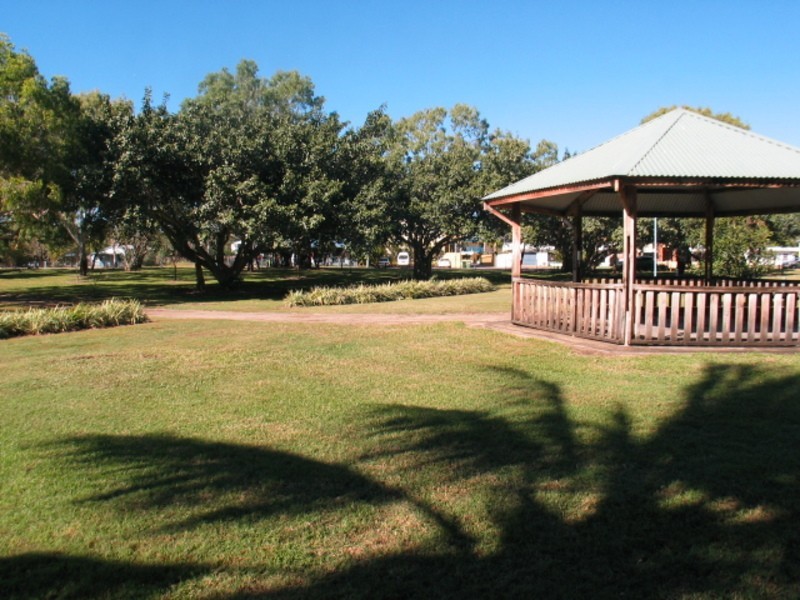 53 Horseshoe Bay Road, Bowen QLD 4805