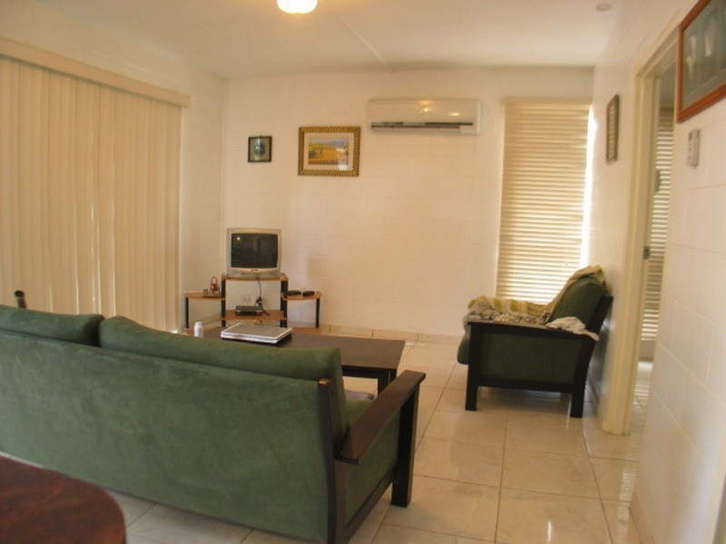 2/89 Horseshoe Bay Road, Bowen QLD 4805
