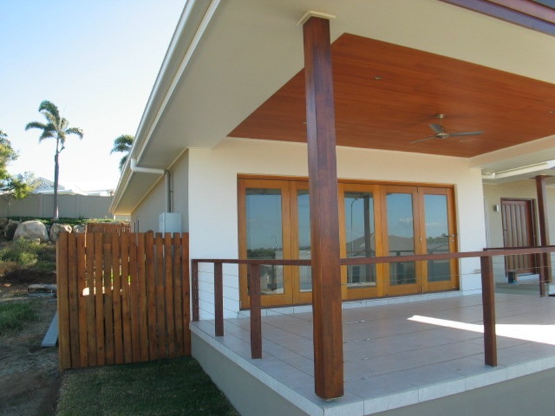 5 Silk Road, Bowen QLD 4805