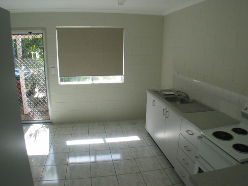 3/41 – 43 Crofton Street, Bowen QLD 4805