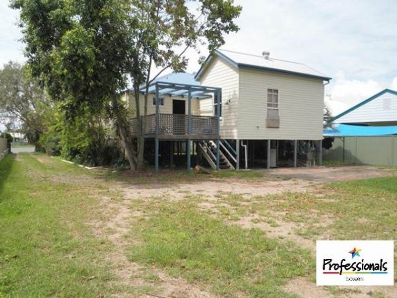 18 Williams Street, Bowen QLD 4805