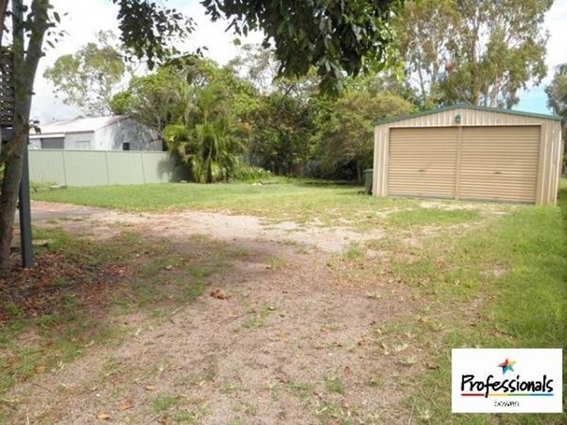 18 Williams Street, Bowen QLD 4805