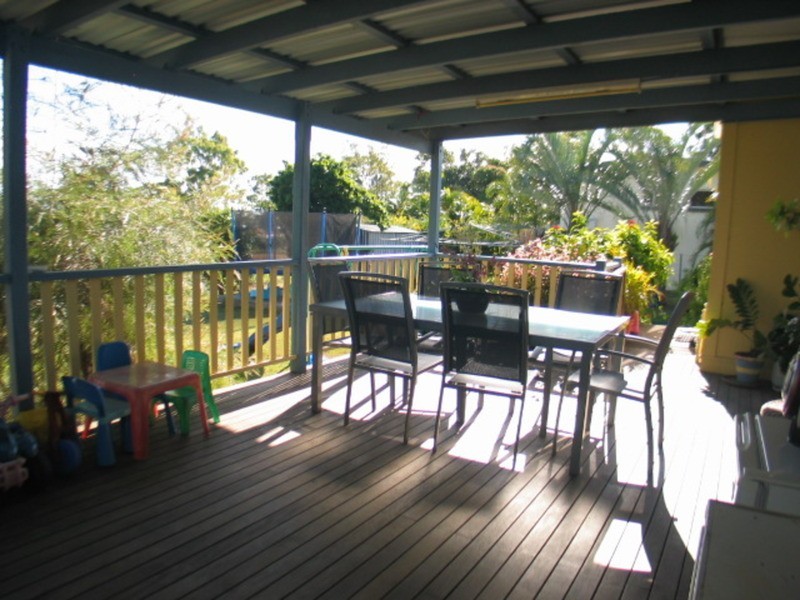 6 Sunset Crescent, Bowen QLD 4805