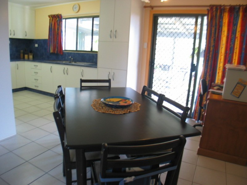 6 Sunset Crescent, Bowen QLD 4805
