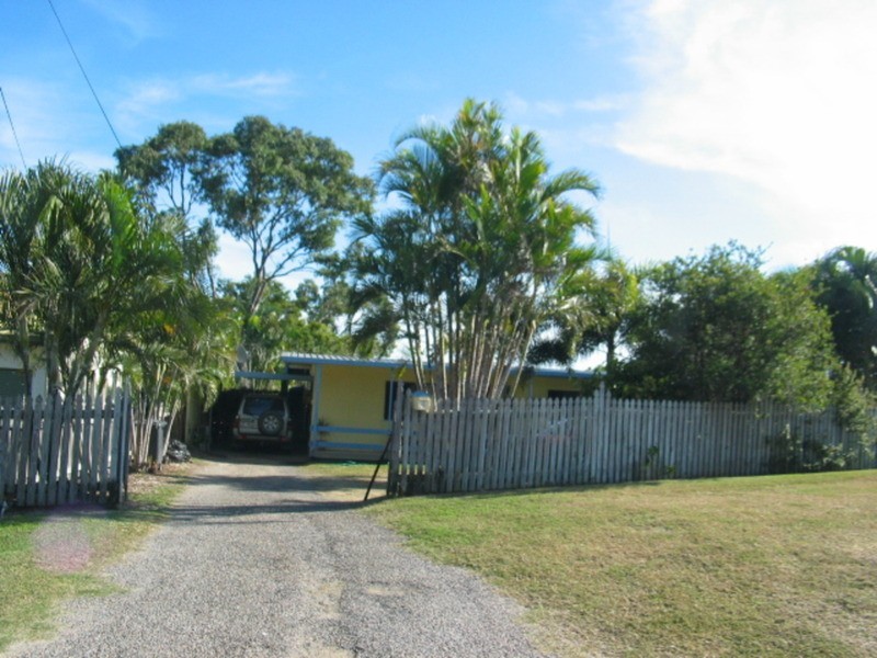 6 Sunset Crescent, Bowen QLD 4805