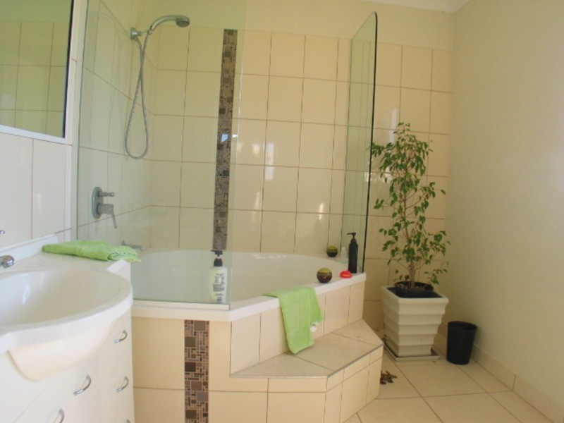 32 Mullers Lane, Bowen QLD 4805