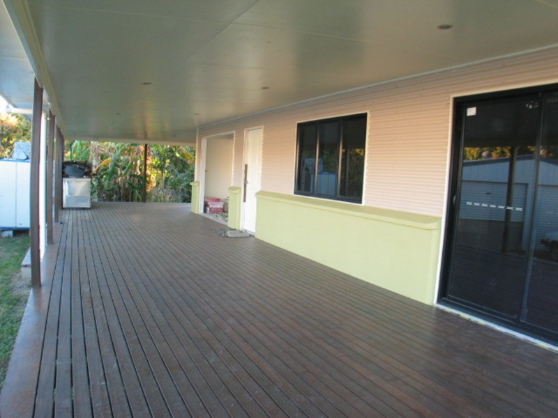 5 Peters Place, Bowen QLD 4805
