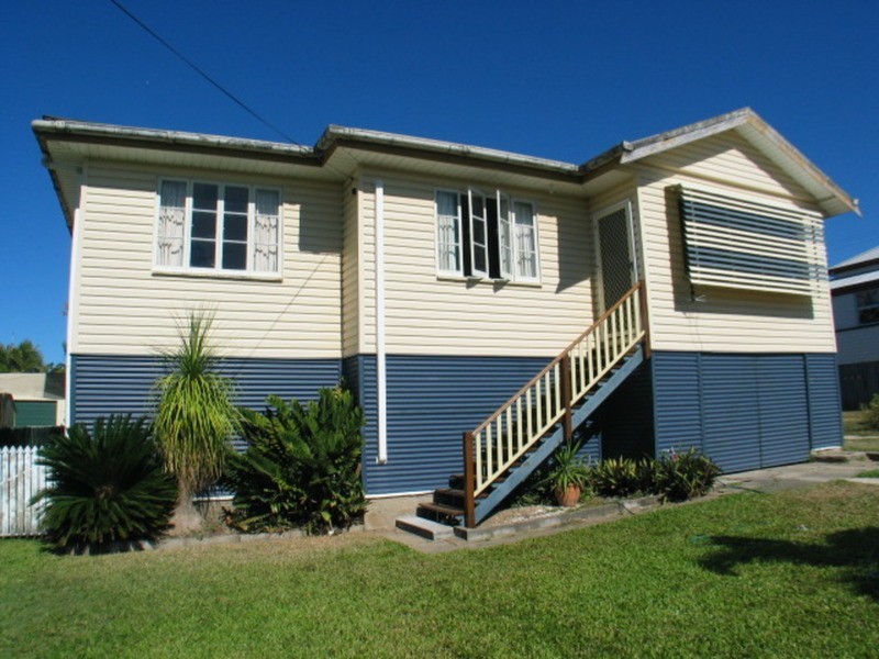 105 Powell Street, Bowen QLD 4805