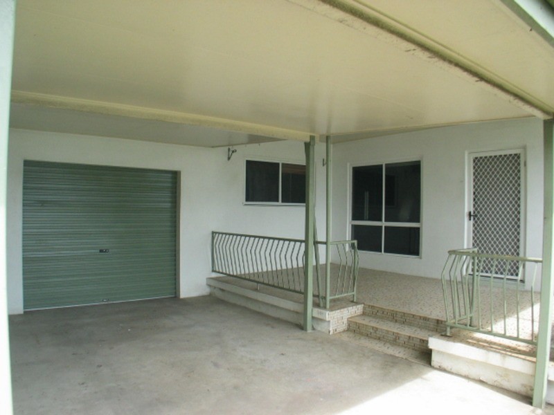 137 Herbert Street, Bowen QLD 4805