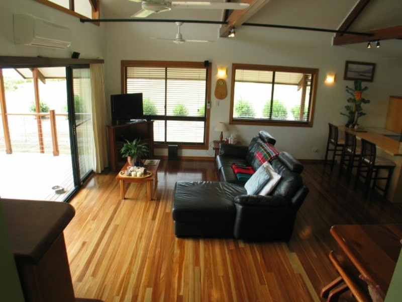 55 Adelaide Terrace, Bowen QLD 4805