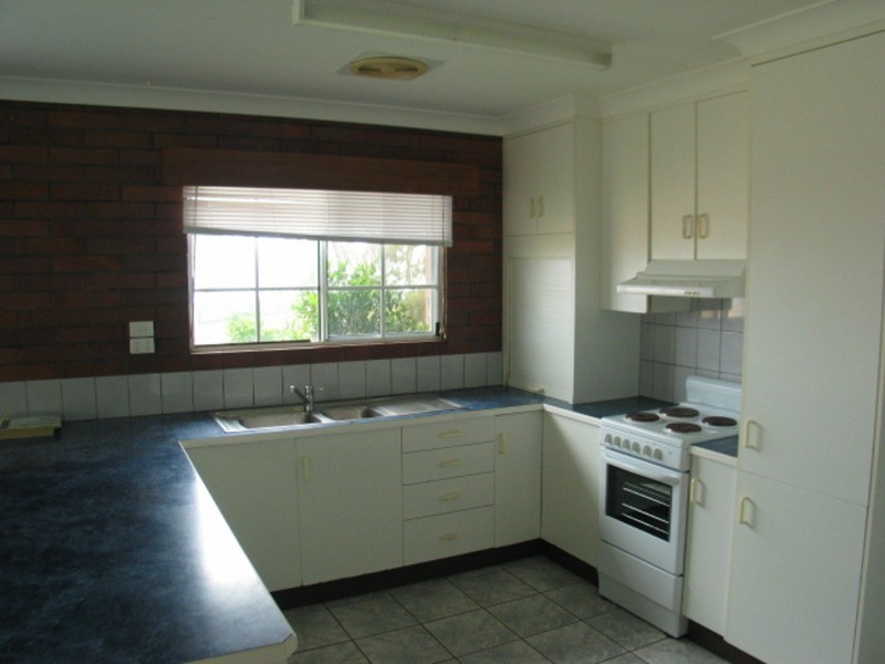 9 Thomas Street, Bowen QLD 4805