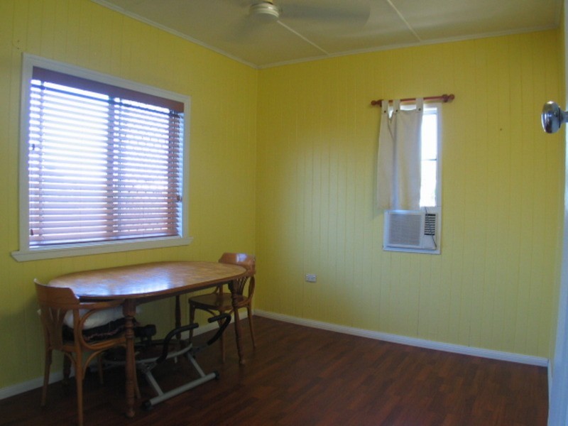9 Darwen Street, Bowen QLD 4805