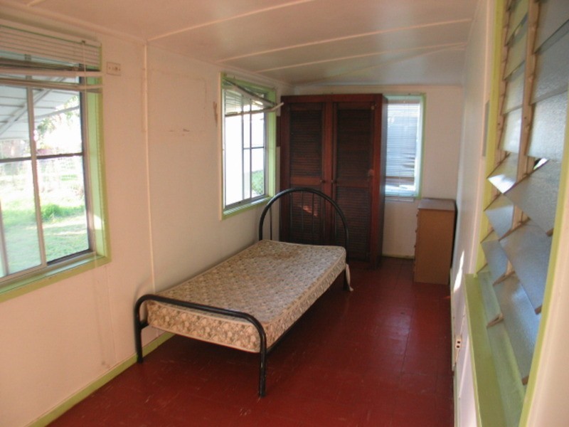 1/6 Webster Street, Bowen QLD 4805