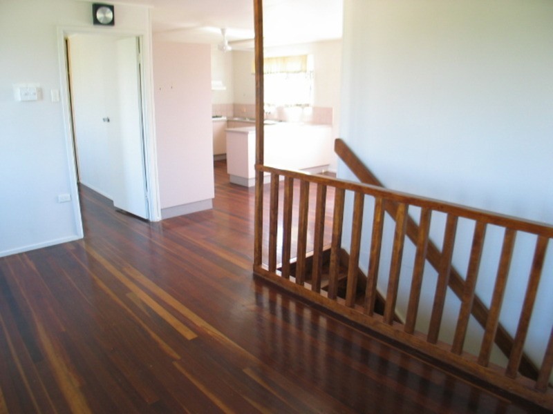 10 Daniel Street, Bowen QLD 4805