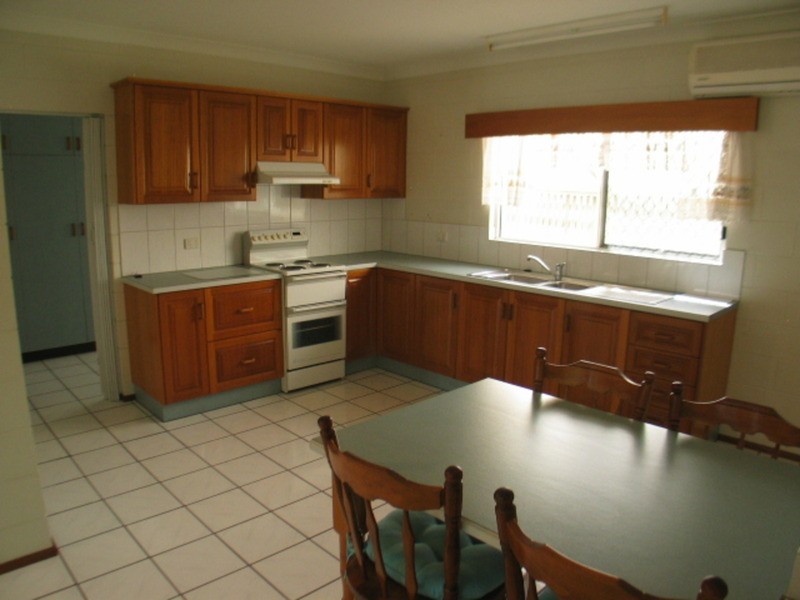 2 A Verna Street, Bowen QLD 4805