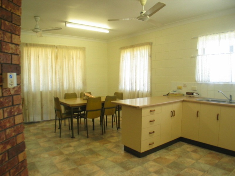 12 Inverdon Road, Bowen QLD 4805