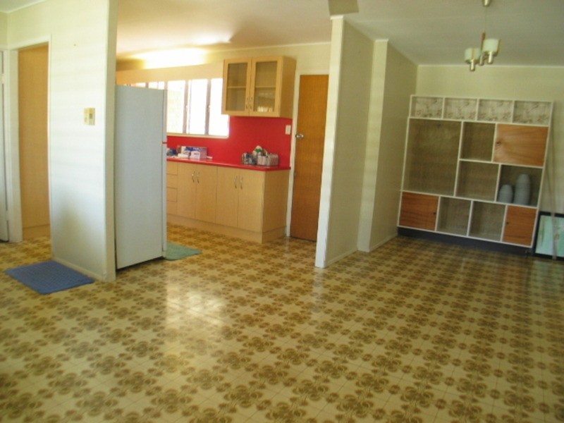 105 Leichhardt Street, Bowen QLD 4805