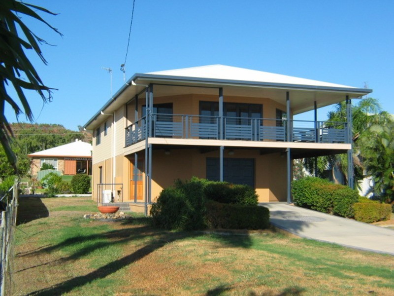 34 Wentworth Street, Bowen QLD 4805