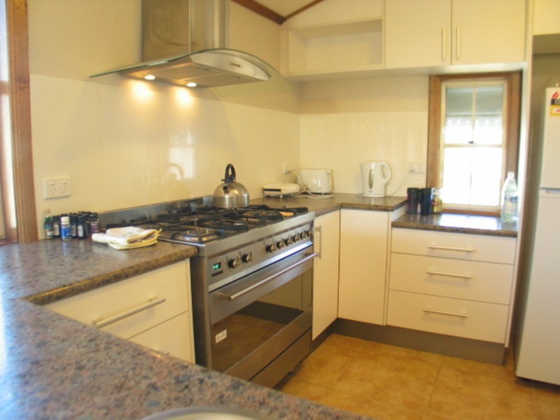 65 Murroona Street, Bowen QLD 4805