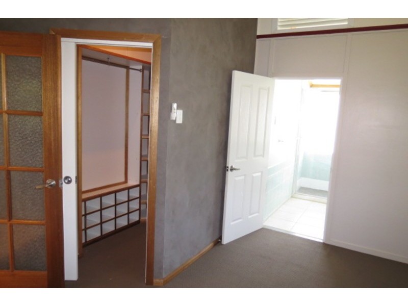 65 Murroona Street, Bowen QLD 4805