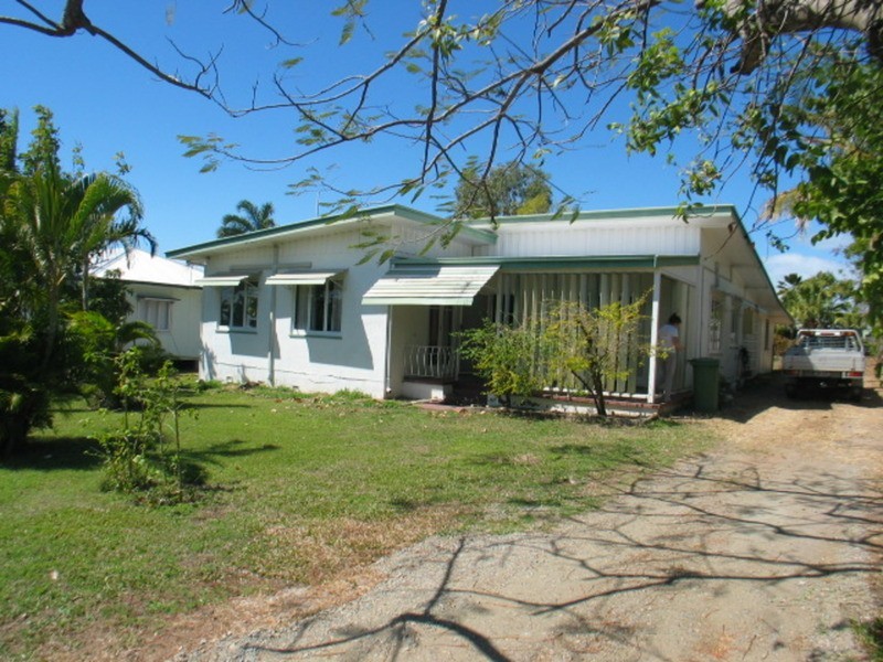 25a Livingstone Street, Bowen QLD 4805