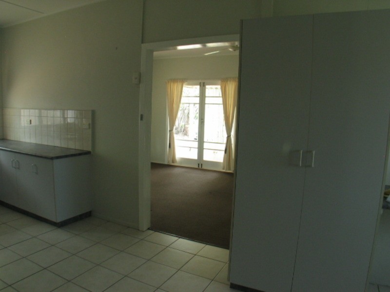 25a Livingstone Street, Bowen QLD 4805