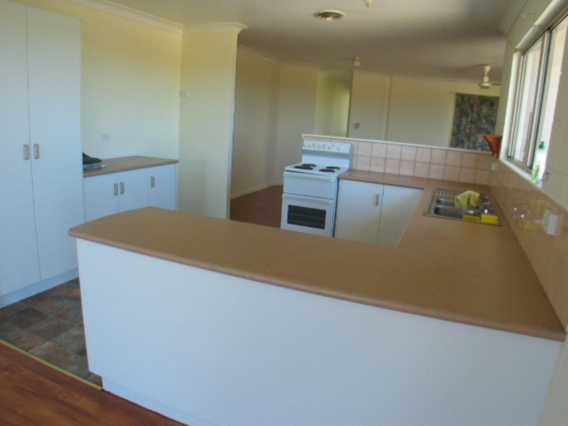 20 Avicennia Street, Bowen QLD 4805