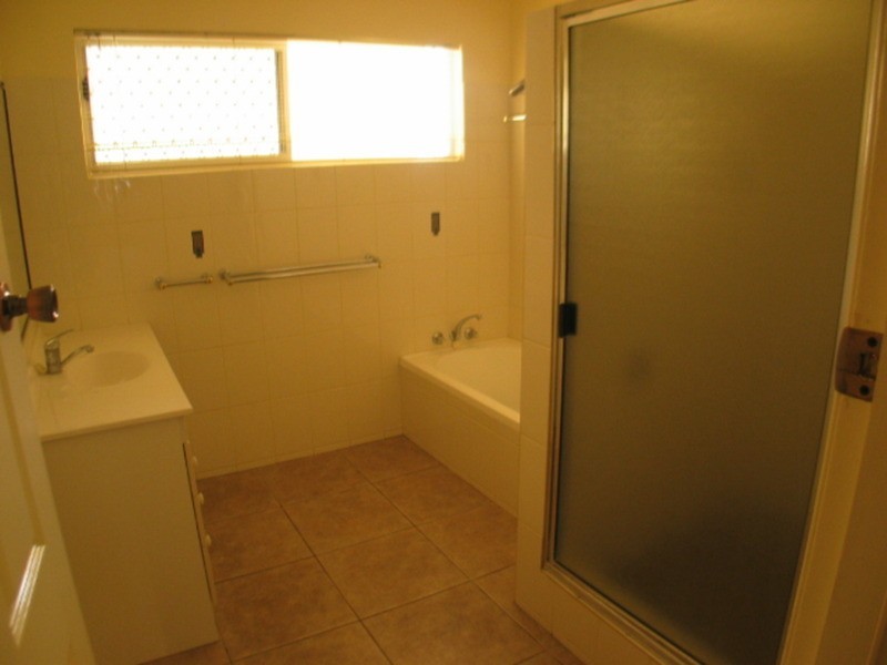 13 Gilbert Street, Bowen QLD 4805