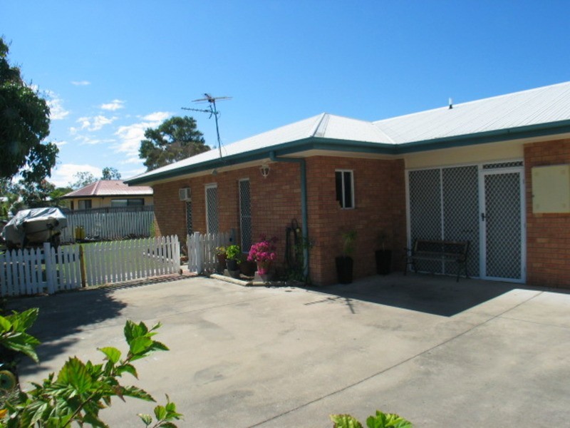 2/30 Sinclair Street, Bowen QLD 4805
