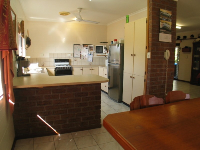 7 Bull Crescent, Bowen QLD 4805