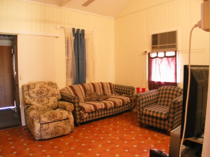 2 Belgravia Road, Bowen QLD 4805