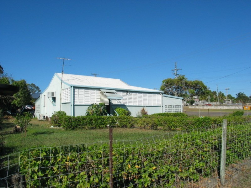 2 Belgravia Road, Bowen QLD 4805