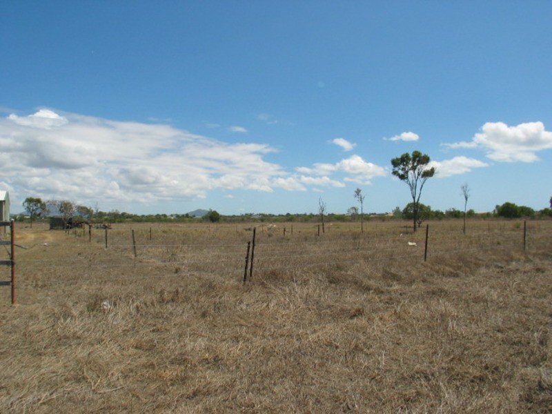 15 Eyles Road, Bowen QLD 4805